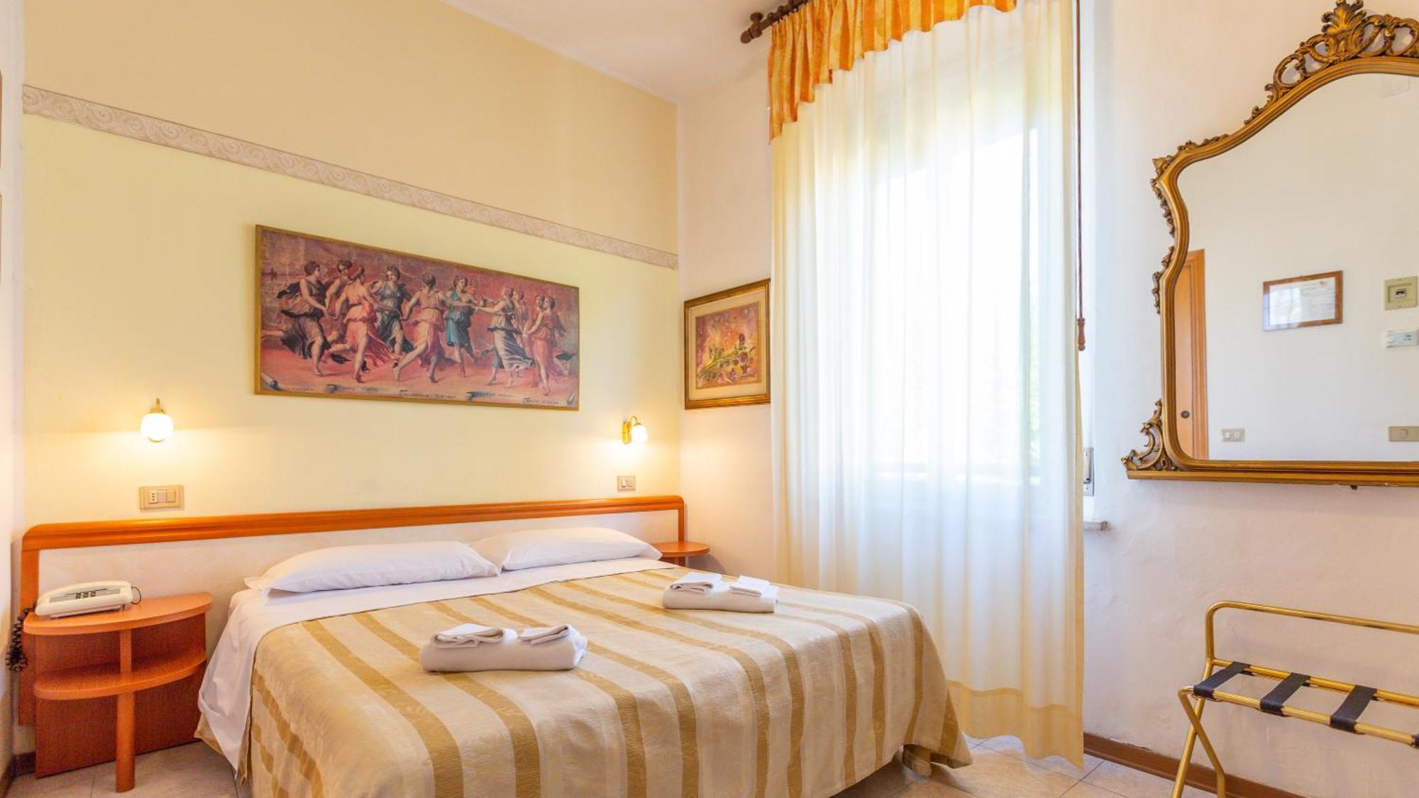 Hotel Parco Fellini Rimini Exteriör bild
